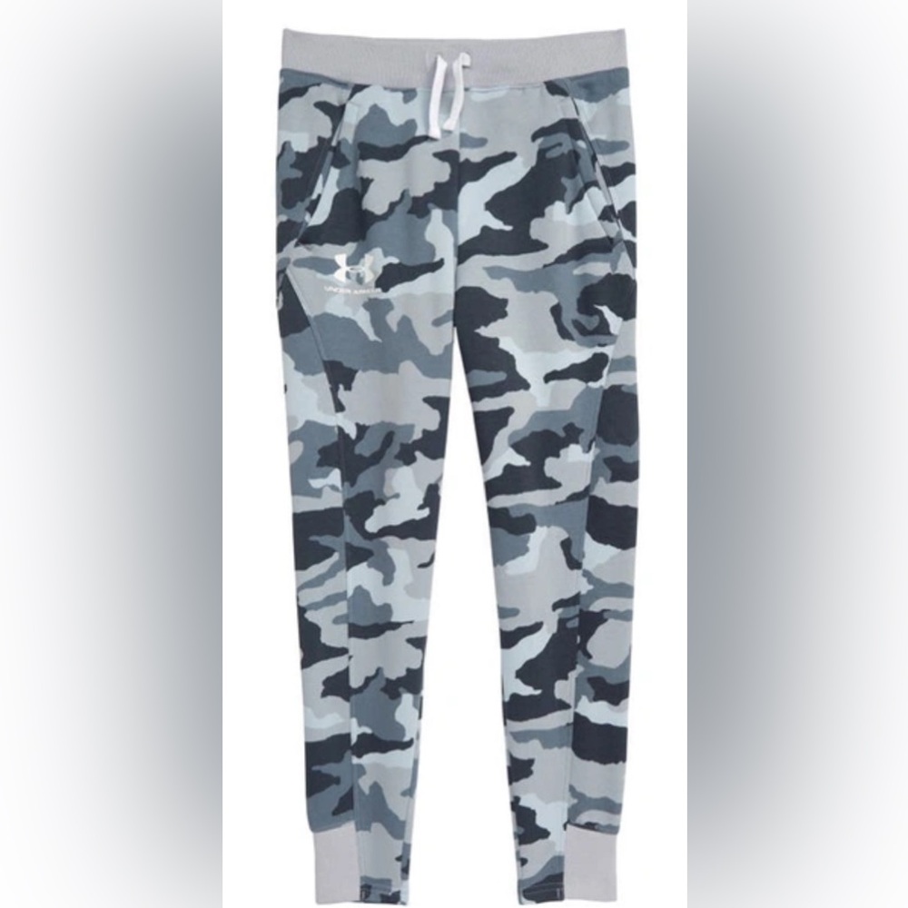 UNDER ARMOUR
Kids' Rival Coldgear Camo Print Jogger Pants